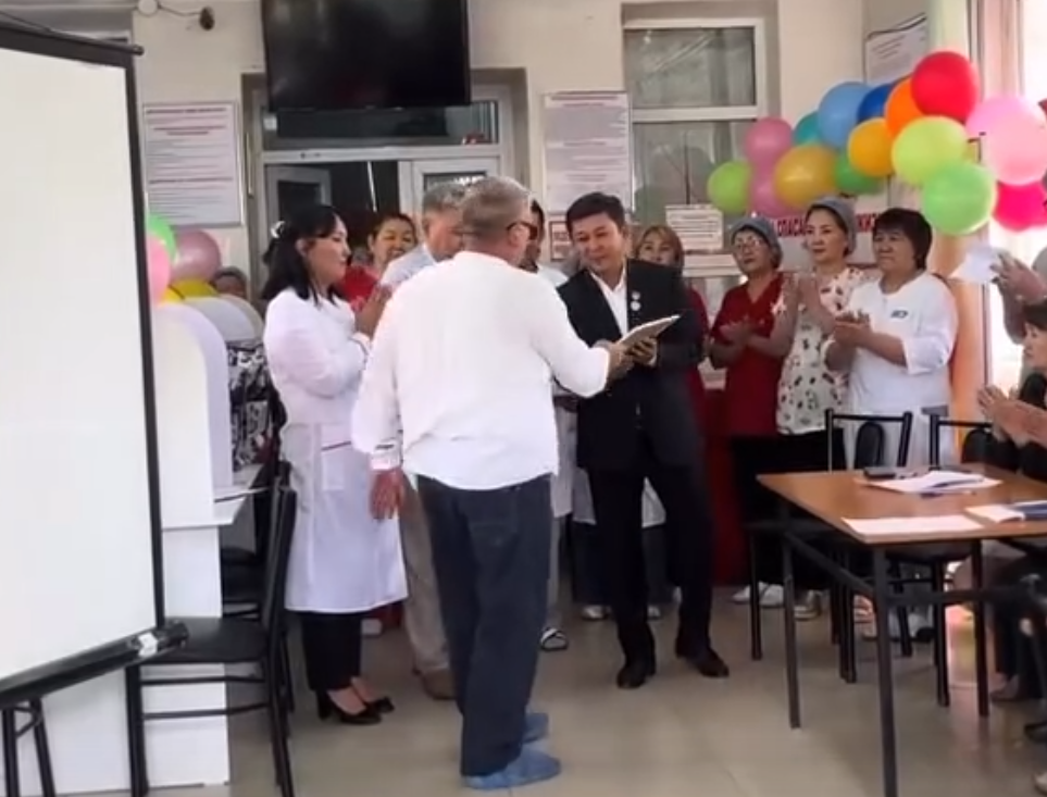 Қан тапсырып, үміт сыйлаңыз